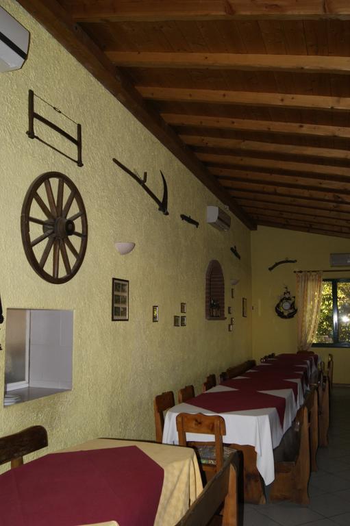 Вилла Agriturismo La Valbona San Martino Siccomario Экстерьер фото